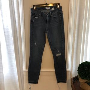 Paige distressed skinny jeans size 28